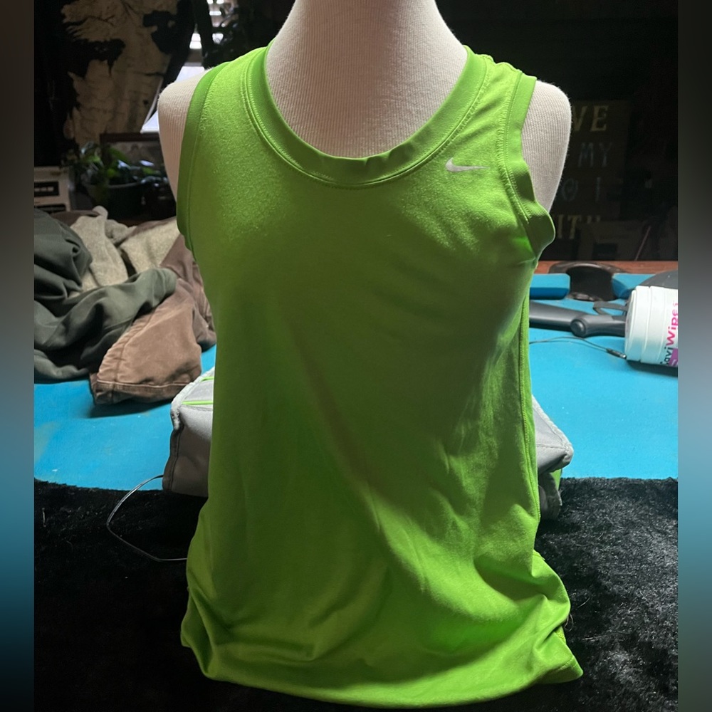 Womens Green Nike Dri Fit tank silky material size small great condition